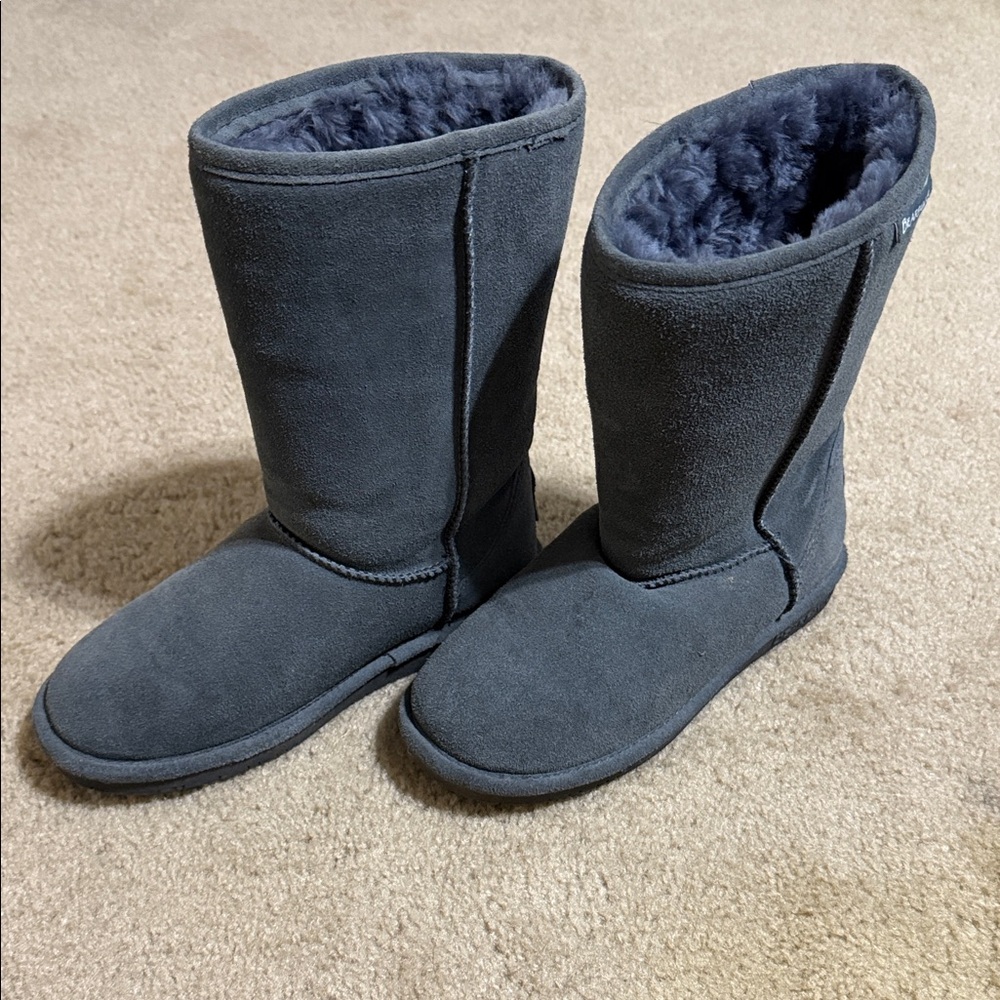 BearPaw Charcoal Suede Boots